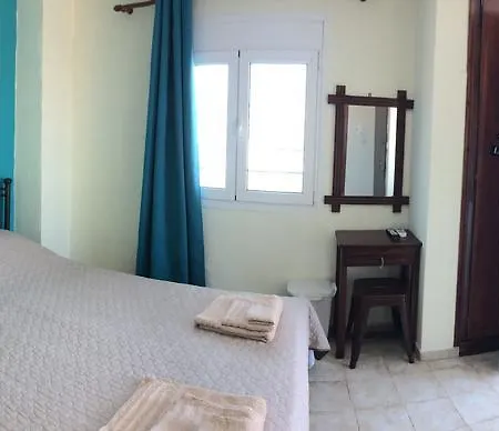 Sokaki Skiathos Town