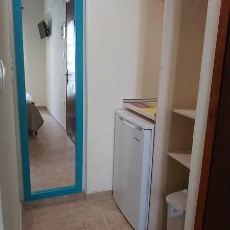 Sokaki Guest house 2*